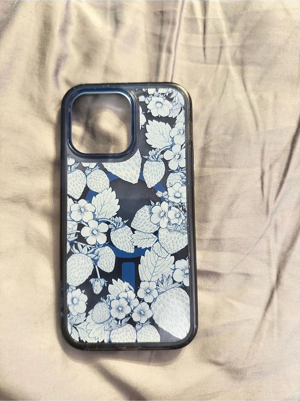 Bundle of Apple iPhone 14 Pro Max cell phone cases